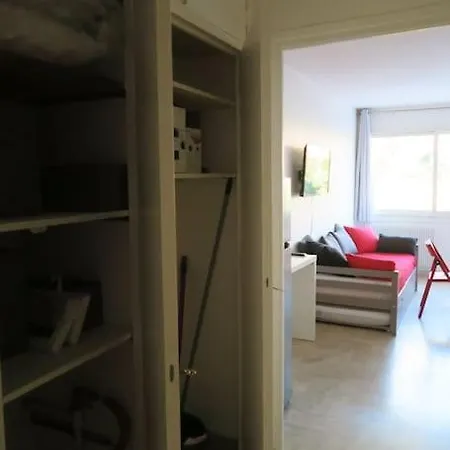 Appartement Grand Lumineux Boulouris, 5min A Pied *